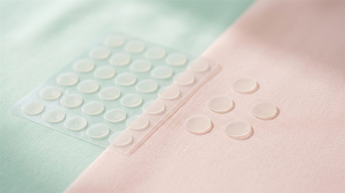 Do Pimple Patches Actually Work? The Science of Hydrocolloid